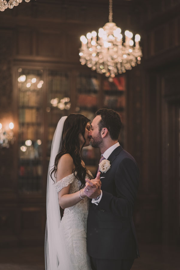 Luxury Toronto Wedding Photographer