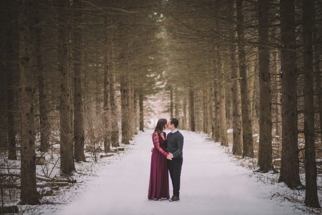 Beautiful Winter Engagement Photoshoot