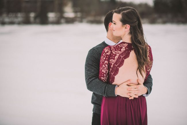 Beautiful Winter Engagement Photoshoot
