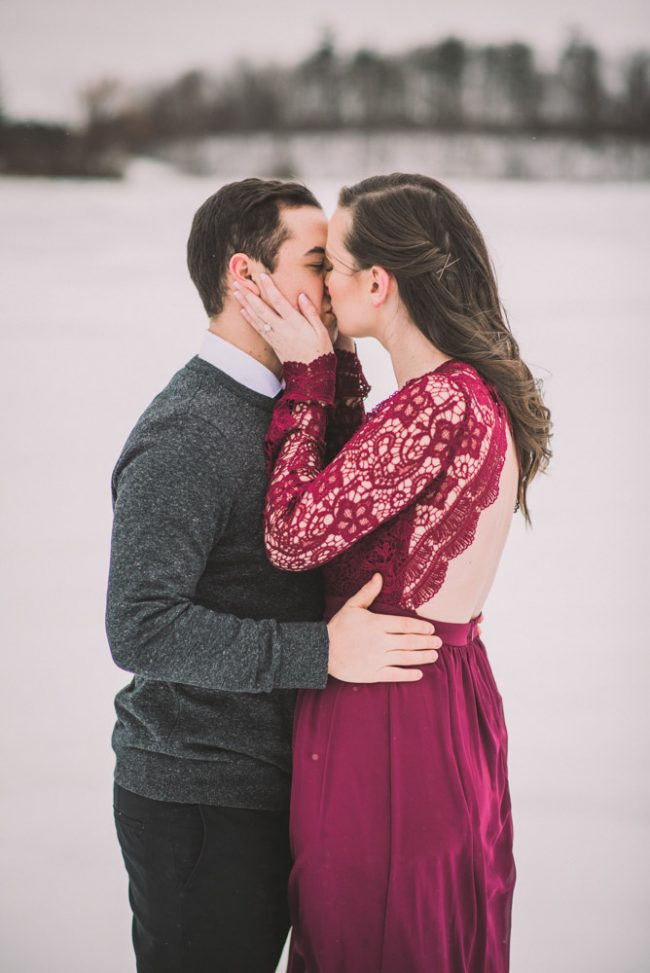 Beautiful Winter Engagement Photoshoot