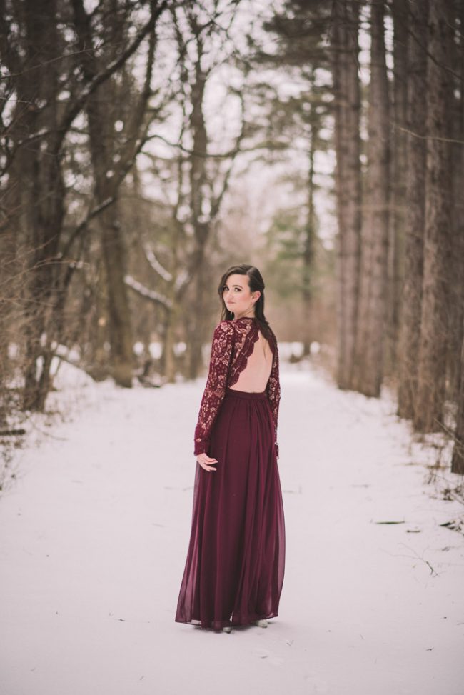Romantic winter engagement photos