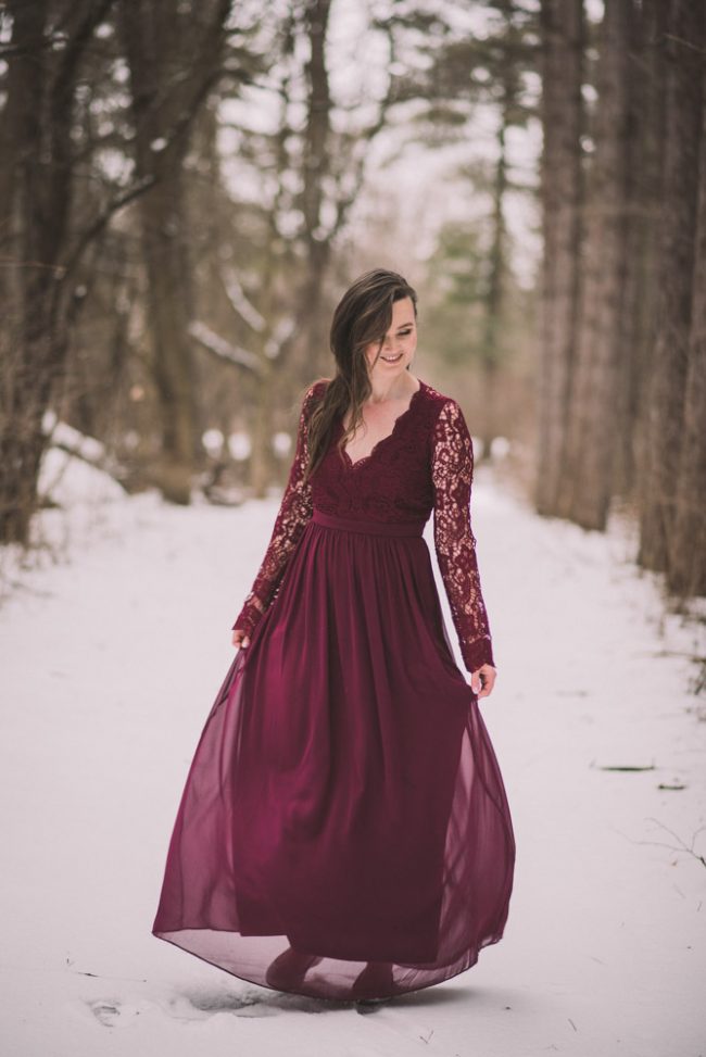 Romantic winter engagement photos