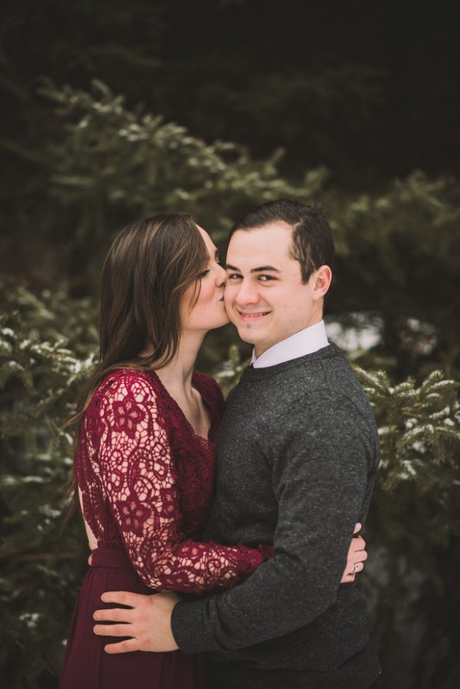 Romantic winter engagement photos