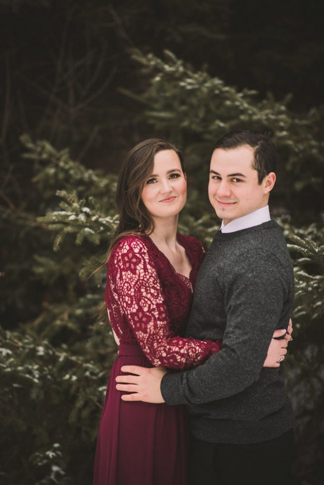 Romantic winter engagement photos