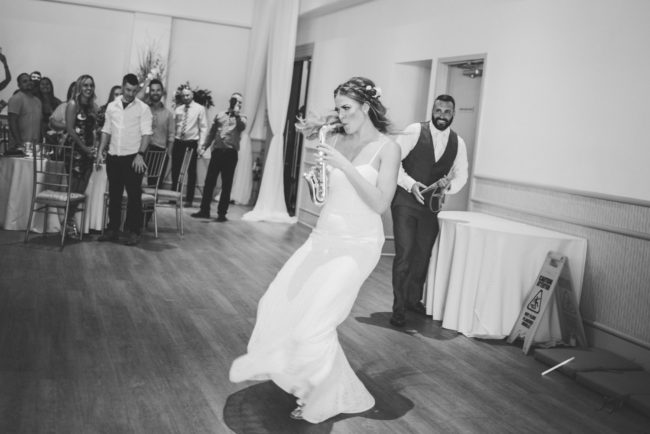 Best Ontario Wedding Photographers