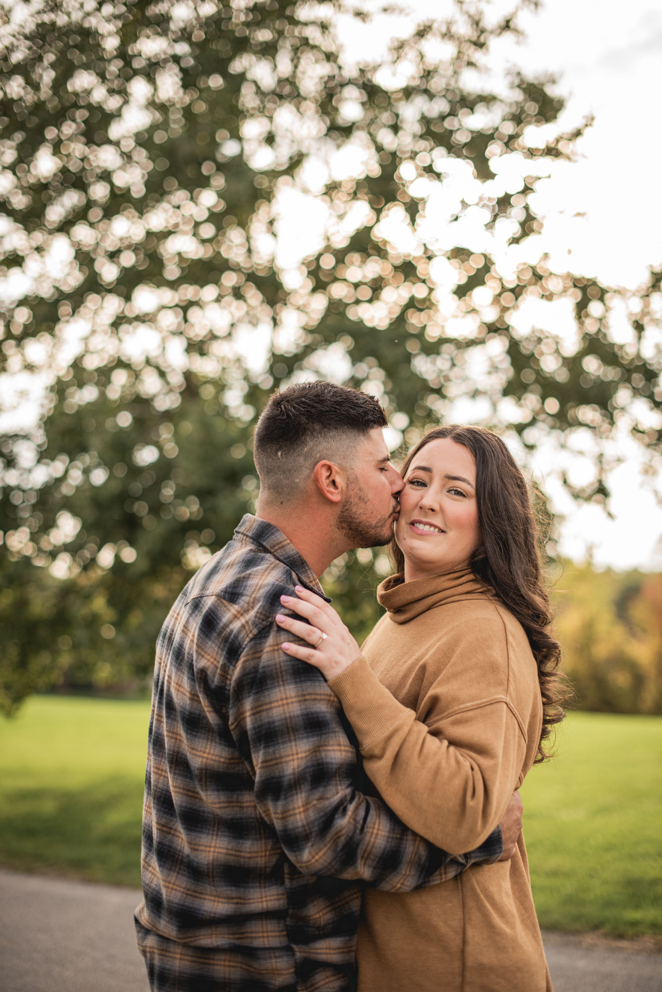 Fall outdoor engagement photography
