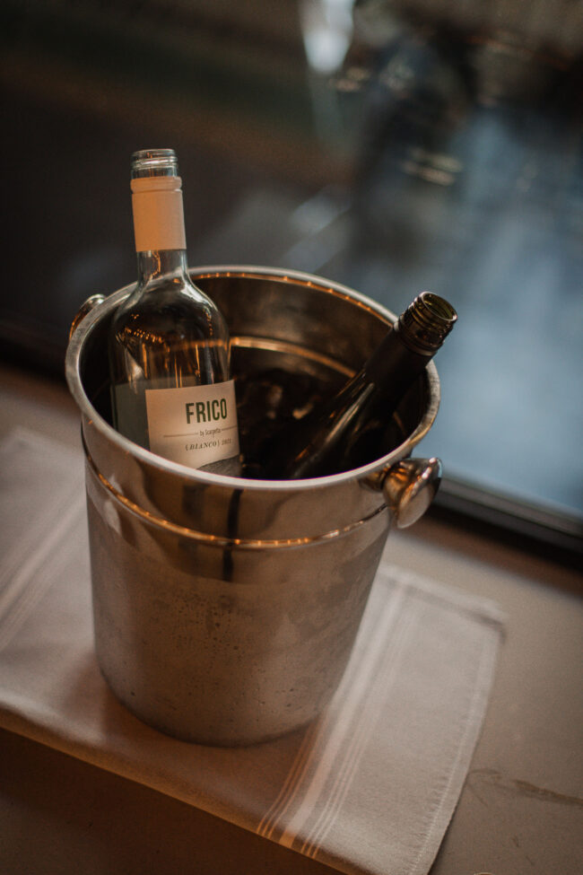 toronto candid urban wedding