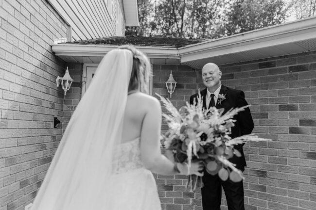 bride and father first look fenelon falls