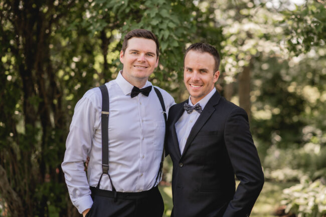 groom and groomsmen