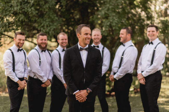 groom and groomsmen