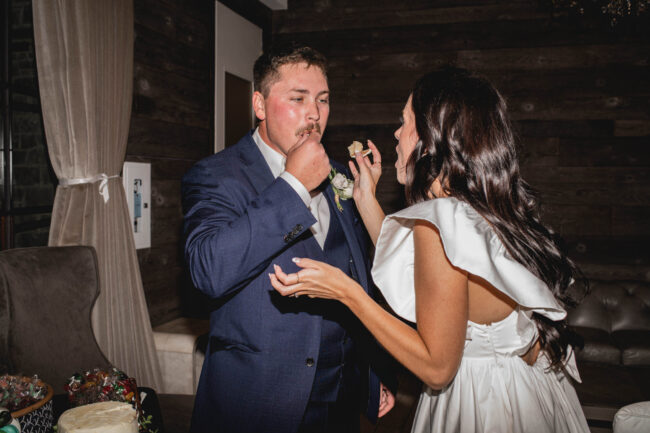 cutting the wedding cake