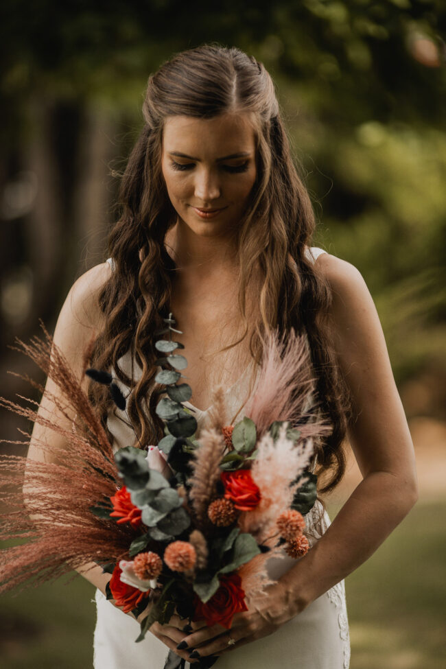 jewel tone fall wedding styling