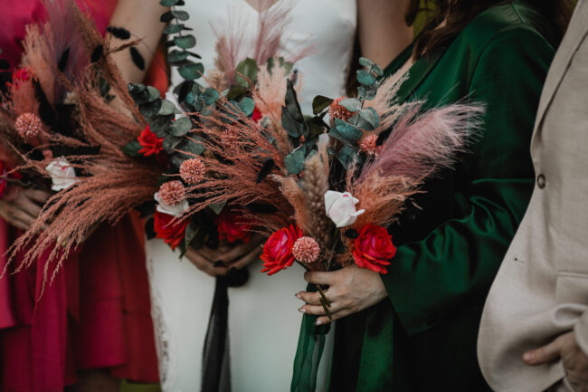 jewel tone fall wedding styling