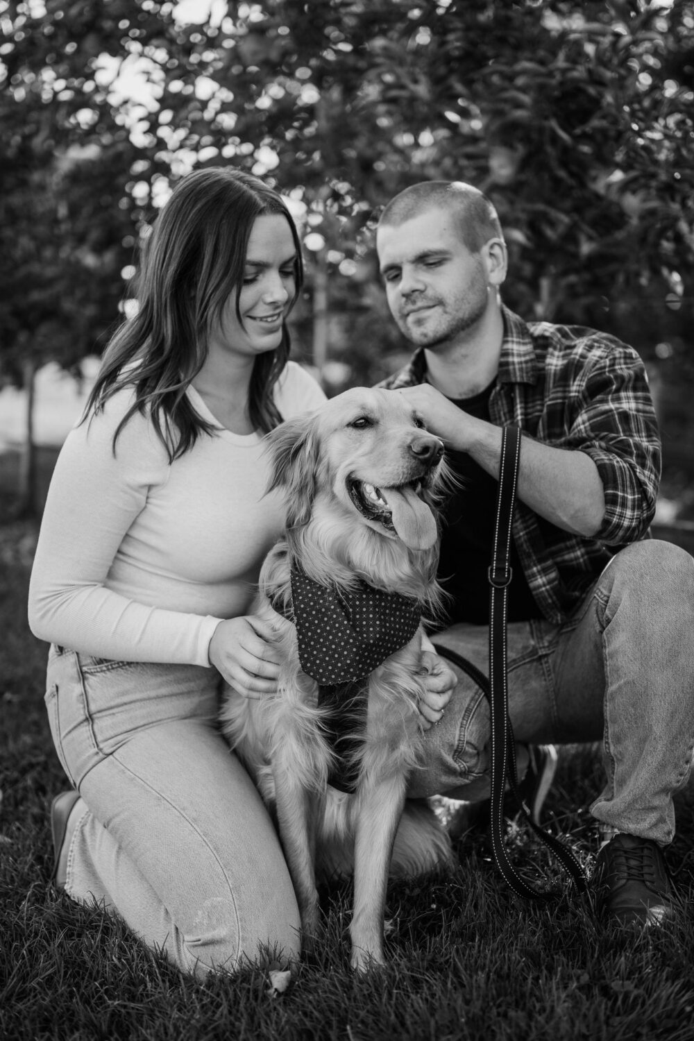 engagement photoshoot with dog