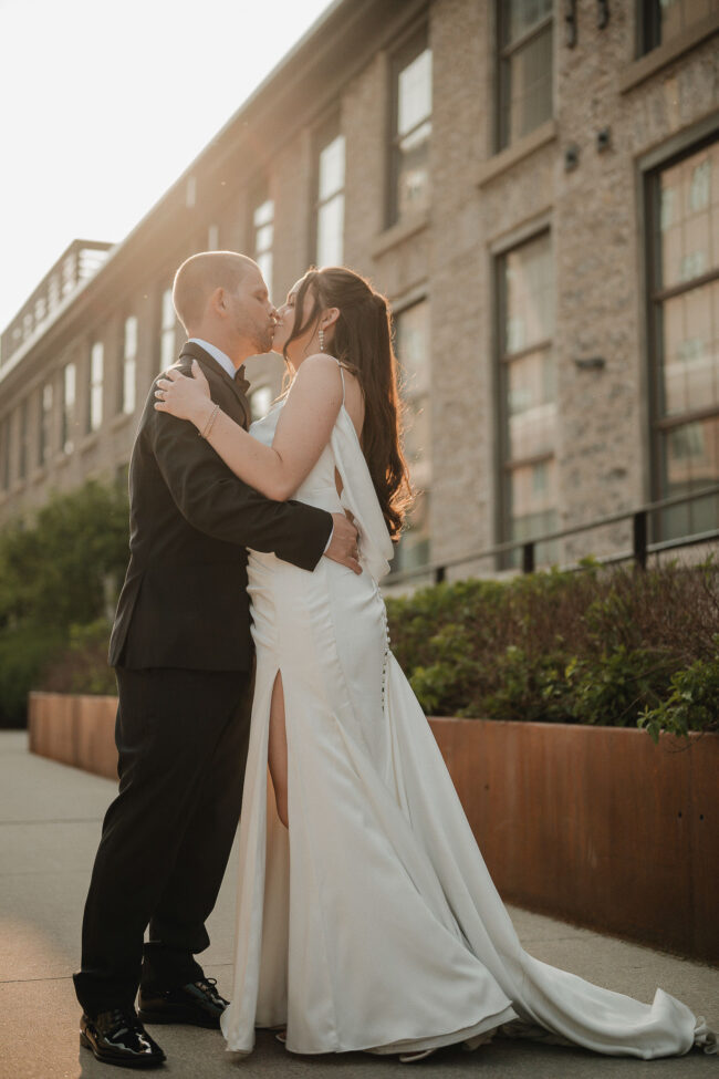 tapestry hall sunset photos bride and groom