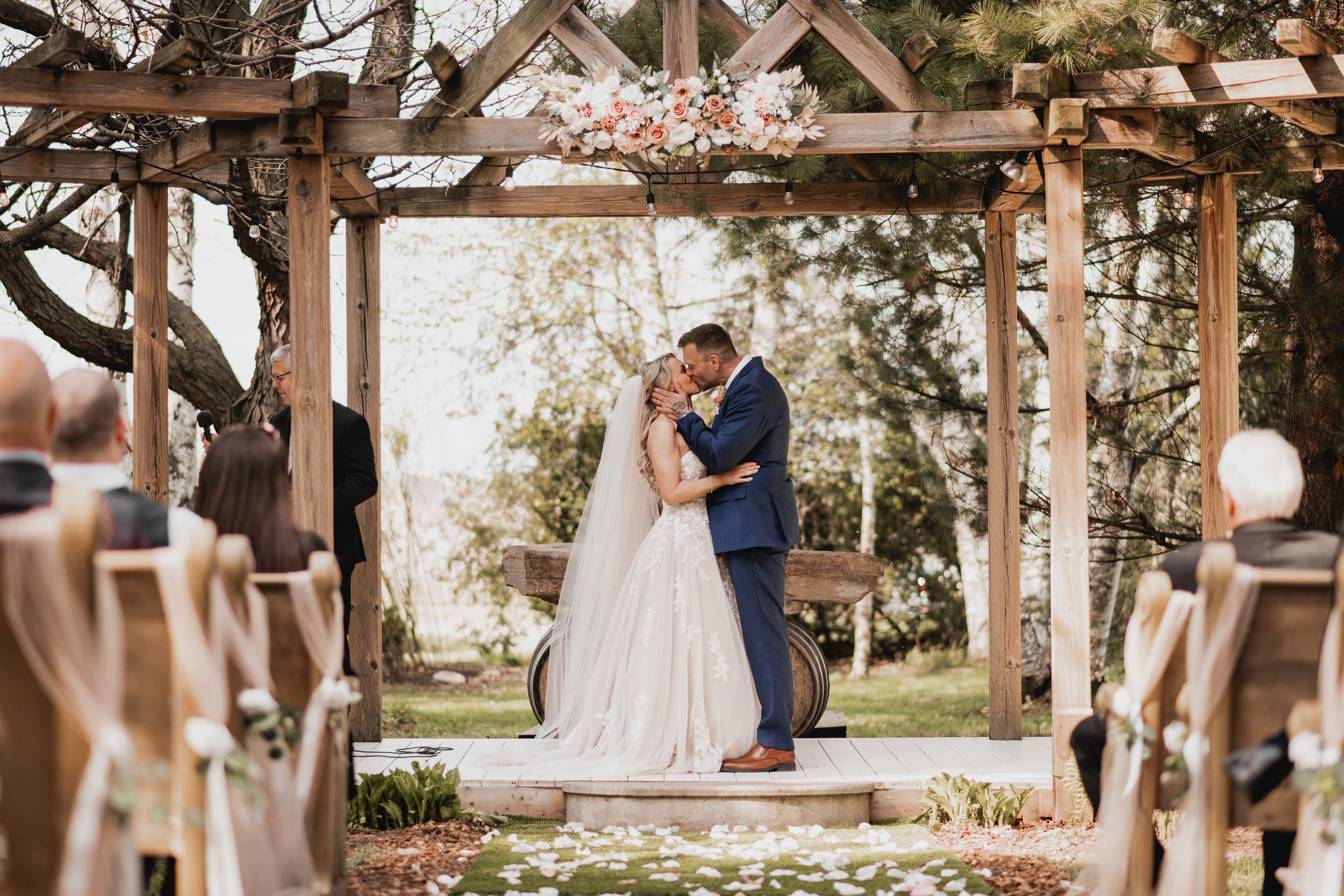 Honsberger Estate Winery Wedding Photography