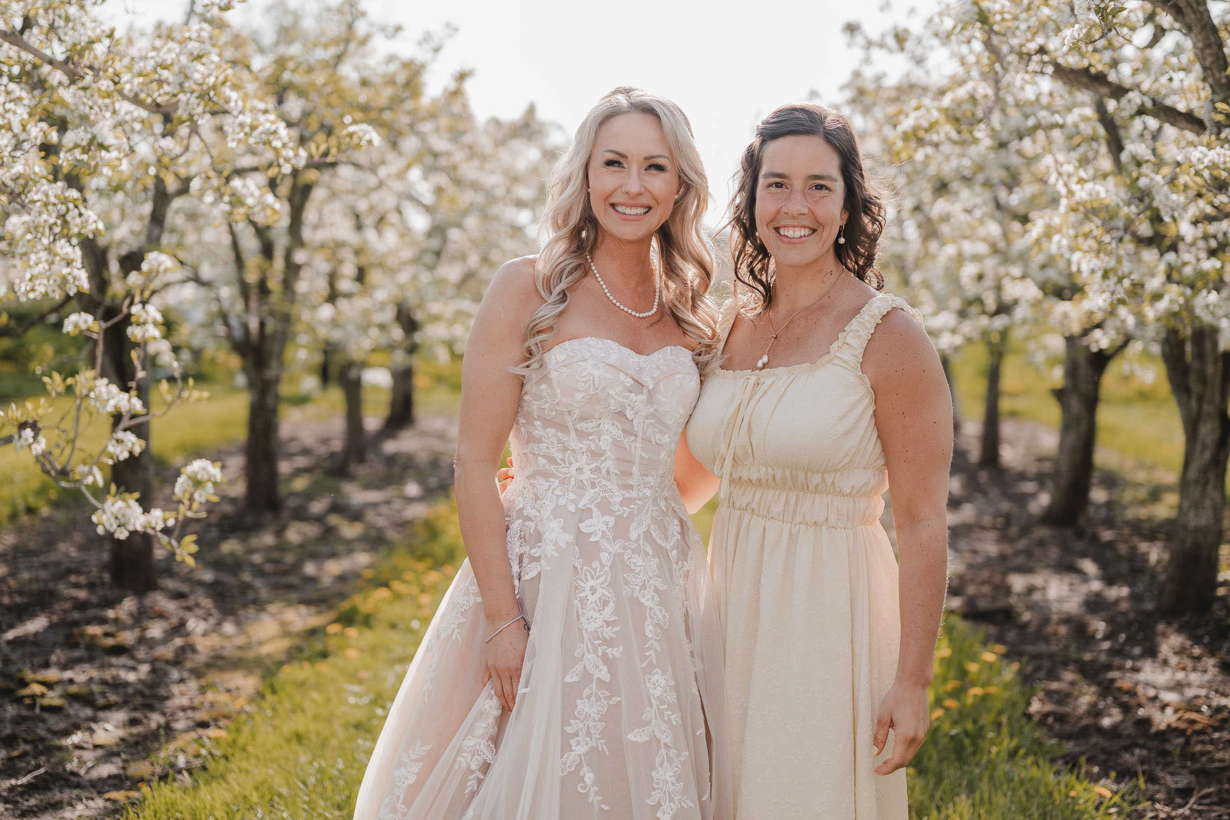 Honsberger Estate Winery orchard bridesmaid photos